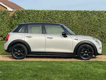 MINI Hatch Cooper - U2307