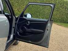 MINI Hatch Cooper - U2310