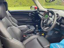 MINI Hatch One Classic - U2312