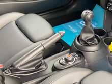 MINI Hatch One Classic - U2312