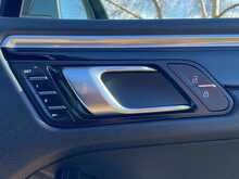 Porsche Macan T V6 S - U2313