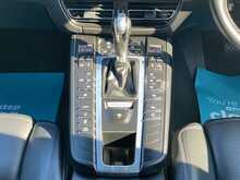 Porsche Macan T V6 S - U2313