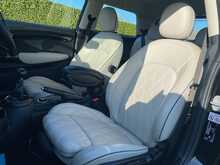 MINI Hatch Cooper Exclusive - U2314