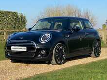 MINI Hatch Cooper Exclusive - U2314