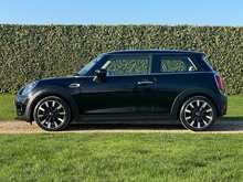 MINI Hatch Cooper Exclusive - U2314