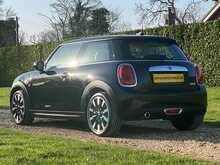 MINI Hatch Cooper Exclusive - U2314