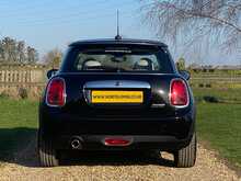 MINI Hatch Cooper Exclusive - U2314