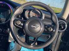 MINI Hatch Cooper Exclusive - U2314