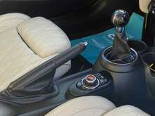 MINI Hatch Cooper Exclusive - U2314