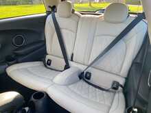 MINI Hatch Cooper Exclusive - U2314