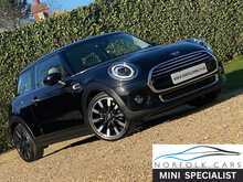 MINI Hatch Cooper Exclusive - U2314