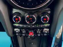 MINI Hatch Cooper Sport - U2318