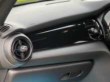 MINI Hatch Cooper Sport - U2318