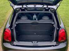 MINI Hatch Cooper Sport - U2318