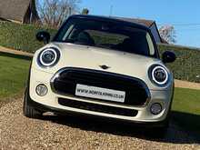 MINI Hatch Cooper - U2324