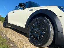MINI Hatch Cooper - U2324