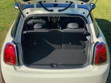 MINI Hatch Cooper - U2324