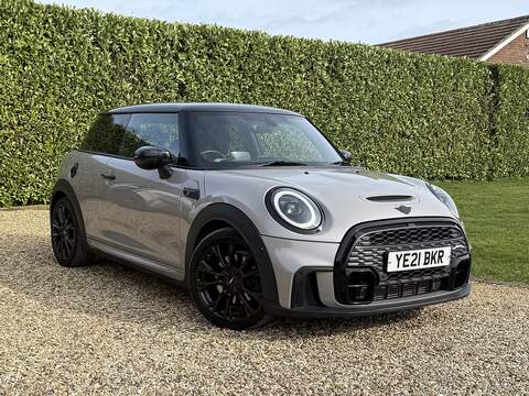 2.0 Cooper S Sport Hatchback 3dr Petrol Steptronic Euro 6 (s/s) (178 ps)
