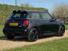 MINI Hatch Cooper Sport - U2331