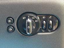 MINI Hatch Cooper Sport - U2331