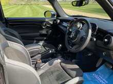 MINI Hatch John Cooper Works - U2338