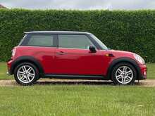MINI Hatch Cooper D - U2340