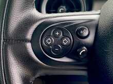 MINI Hatch Cooper D - U2340
