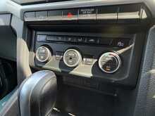 Volkswagen Amarok TDI V6 Highline - U2345