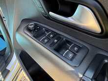 Volkswagen Amarok TDI V6 Highline - U2345