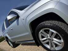Volkswagen Amarok TDI V6 Highline - U2345