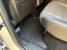 Volkswagen Amarok TDI V6 Highline - U2345