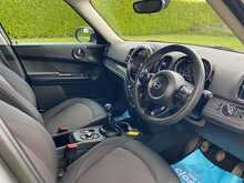 MINI Countryman Cooper Classic - U2348