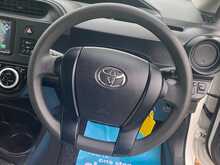 Toyota Aqua  - U2353