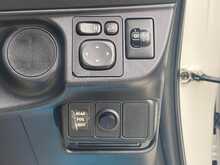 Toyota Aqua  - U2353