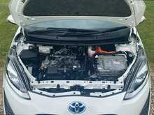 Toyota Aqua  - U2353
