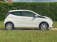 Toyota AYGO VVT-i x-pression - U2356