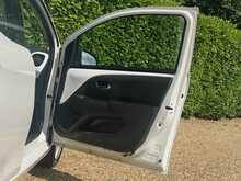 Toyota AYGO VVT-i x-pression - U2356