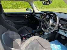 MINI Hatch Cooper - U2357