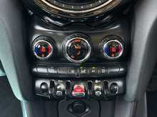 MINI Hatch Cooper - U2357