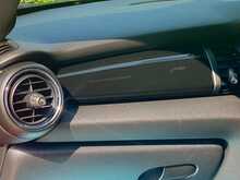 MINI Hatch Cooper S - U2379