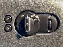 MINI Hatch Cooper SD - U2380