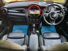 MINI Hatch Cooper SD - U2380