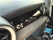 MINI Clubman John Cooper Works - U2386