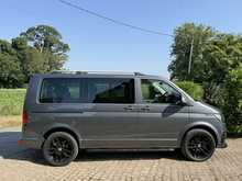 Volkswagen Transporter Shuttle TDI SE - U2392