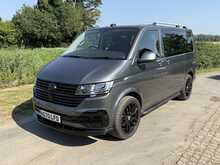Volkswagen Transporter Shuttle TDI SE - U2392