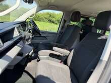 Volkswagen Transporter Shuttle TDI SE - U2392