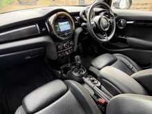 MINI Hatch Cooper S Sport - U2409