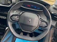 Peugeot 208 BlueHDi Allure Premium - U2424
