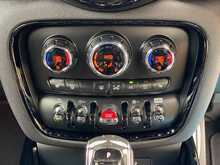 MINI Clubman John Cooper Works - U2430