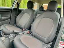 Mini Hatch Cooper - U2442